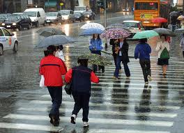 Meteo, il maltempo non molla. Pioggia e temporali per tutta la settimana - 15/04/2012