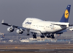Il copilota si sente male, passeggero-eroe prende i comandi e fa atterrare Boeing 747 - 21/11/2012