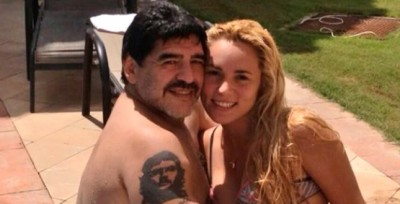 Scandalo per Maradona: ''La fidanzata è una prostituta da 25mila euro al mese''. Ecco i dettagli - 29/07/2013