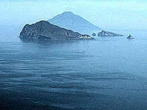 Emersa nuova isola nel Pacifico, grande quanto il Friuli - 30/10/2012
