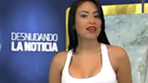 OGNI PROMESSA E' DEBITO: E' COSI' LE PRESENTATRICI SI SPOGLIANO IN TV PER LA NAZIONALE - 10/06/2015