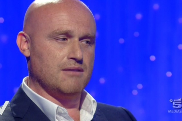 RUDY ZERBI CONFESSA IL SUO DRAMMA FAMILIARE - 10/12/2015