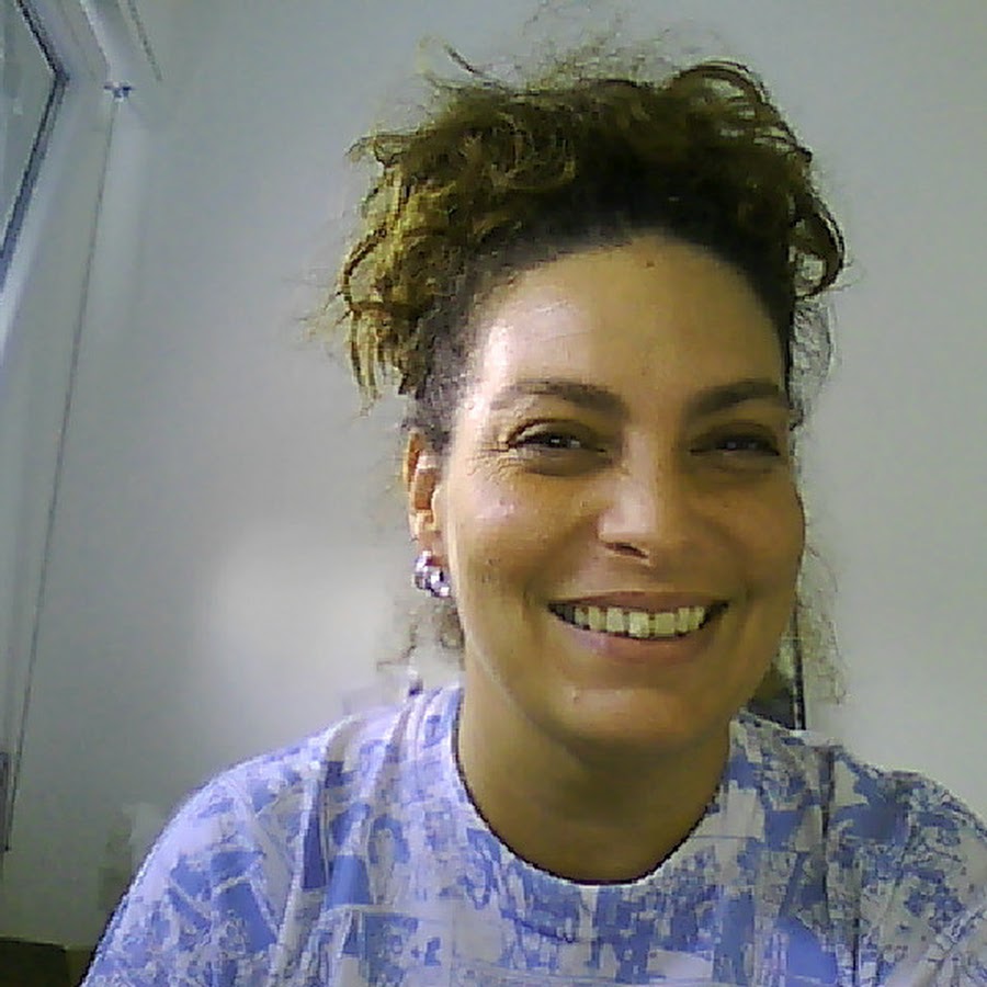 ''MAMMA DEVI ANDARE A LAVORO, MA VALENTINA NON SI SVEGLIA - 06/03/2016