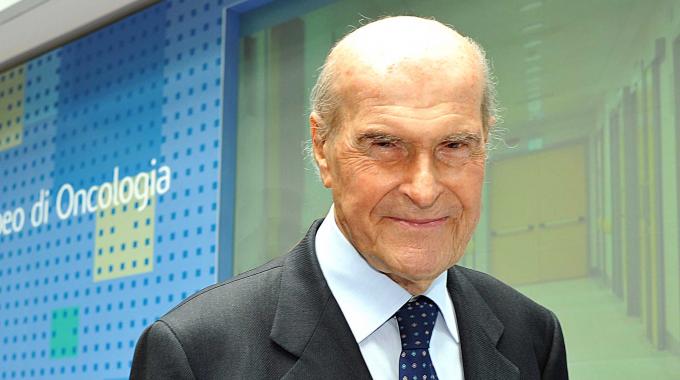 VERONESI: IL 30% DEI TUMORI E' CAUSATO DA UN'ALIMENTAZIONE SCORRETTA. ECCO I CIBI CHE CI PROTEGGONO DAL CANCRO - 06/03/2016