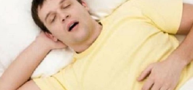 DORMIRE CON LA BOCCA APERTA FA MALE ALLA SALUTE: ECCO QUALI RISCHI SI CORRONO - 17/02/2016