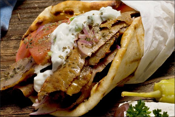 140 PERSONE IN OSPEDALE DOPO AVER MANGIATO KEBAB: QUELLO CHE C'ERA DENTRO E' ORRIBILE - 07/10/2015