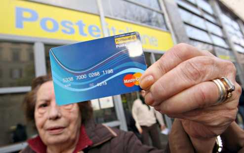 SOCIAL CARD DA 360 EURO AL MESE: ECCO COME RICHIEDERLA E DOVE - 14/12/2015