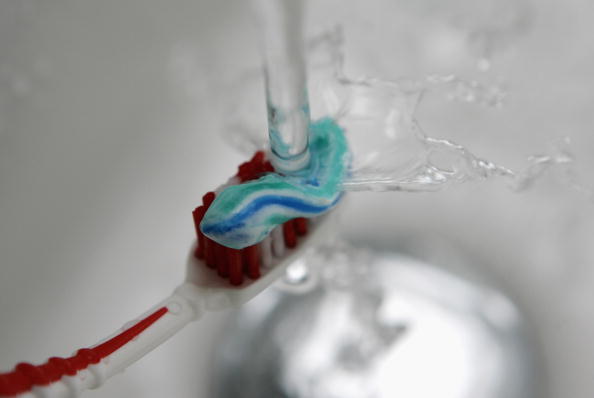 ALLERTA PER UNA SOSTANZA CANCEROGENA NEI DENTIFRICI - 11/01/2016