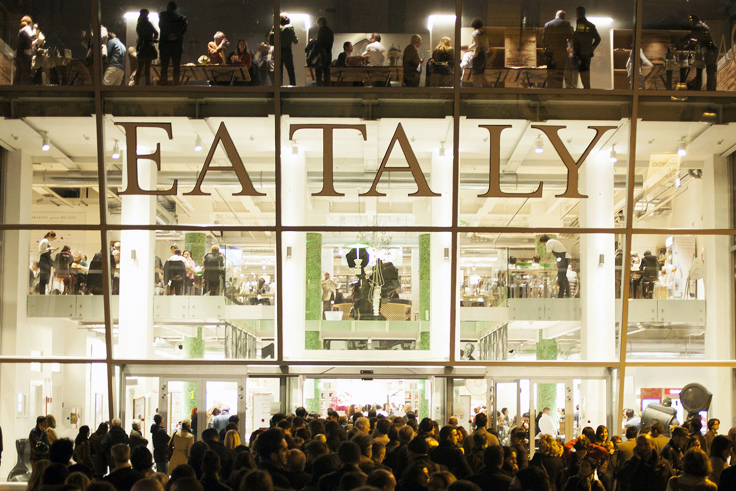 EATALY CERCA PERSONALE IN TUTTA ITALIA: 500 POSTI LIBERI. ECCO LE POSIZIONI APERTE E COME CANDIDARSI - 27/04/2015