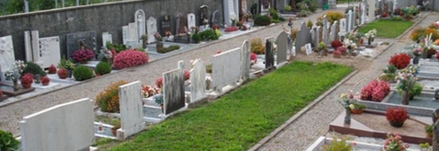 VA AL CIMITERO, INCIAMPA DAVANTI ALLA TOMBA DELLA MOGLIE E MUORE - 08/02/2015