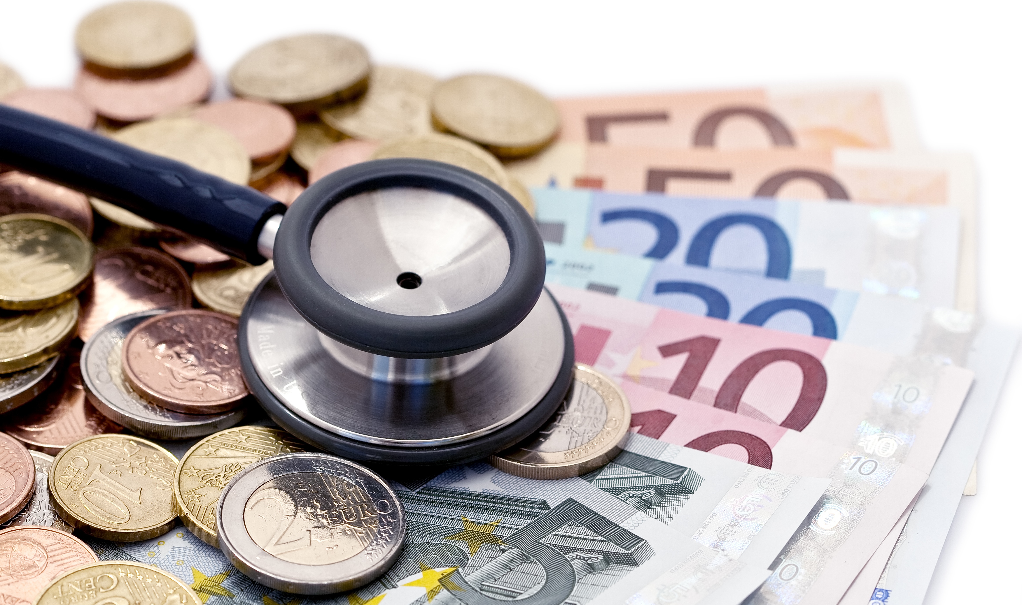 SANITA': L'ELENCO COMPLETO DI ESAMI E VISITE MEDICHE CHE DIVENTERANNO A PAGAMENTO - 25/09/2015