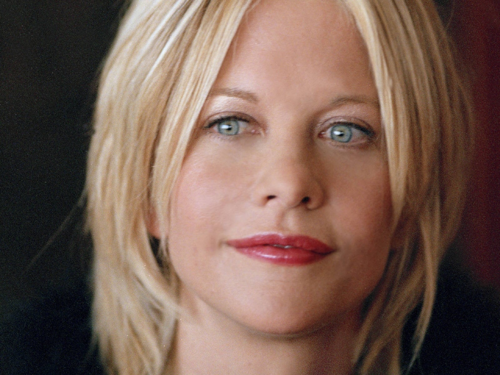 ERA UNA DELLE ATTRICI PIU' BELLE DI HOLLYWOD. ORA IL SUO VISO E' DETURPATO: ECCO COME SI E' RIDOTTA MEG RYAN - 18/03/2016