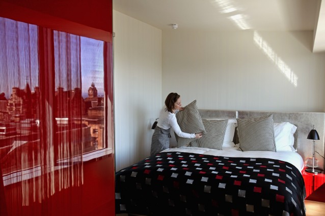 RIFARE IL LETTO PROVOCA GRAVI DANNI ALLA SALUTE. ECCO COSA E' STATO SCOPERTO - 24/09/2015