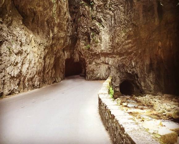 QUESTA E' LA STRADA PIU' BELLA DEL MONDO E SI TROVA IN ITALIA. ECCO DOVE - 07/02/2016