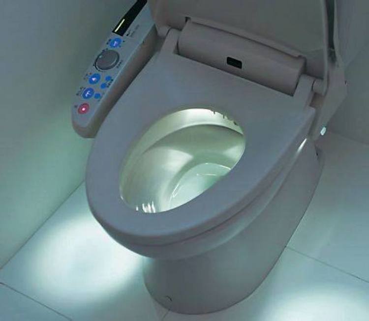 QUANDO SCOPRIRETE COSA FA QUESTO WC NON  POTRETE PIU' FARNE A MENO - 21/02/2016