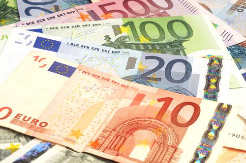IN ARRIVO UN ASSEGNO DA 400 EURO AL MESE: ECCO I REQUISITI PER OTTENERLO - 28/02/2016