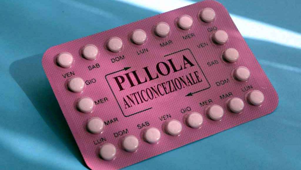 ALLARME PILLOLE ANTICONCEZIONALI RITIRATE DALLE FARMACIE. IL MINISTERO: ''SE LE AVETE NON USATELE'' - 24/04/2015