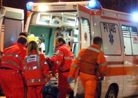 ''E' RICOVERATO IN GRAVI CONDIZIONI'' INCIDENTE STRADALE PER IL VOLTO NOTO DELLA TELEVISIONE ITALIANA: L'AUTO FINISCE SU UN MURO - 28/02/2017