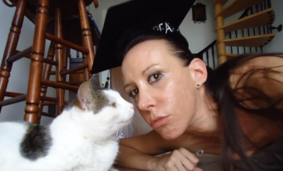 TERRIBILE INCIDENTE A BORDO DI UNA SMART, DONNA MUORE DAVANTI A DECINE DI PERSONE. IMMAGINI FORTI - 30/04/2015