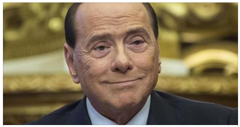 SCOOP IN CASA BERLUSCONI: BECCATO A BACIARE UN UOMO SULLA SPIAGGIA E LA FOTO FA IL GIRO DEL WEB: BERLUSCONI JR DA SCALPORE - 07/07/2017