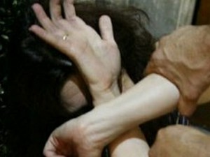 ORRIBILE VIOLENZA SESSUALE AI DANNI DI UNA DONNA DI 83 ANNI - 11/02/2014