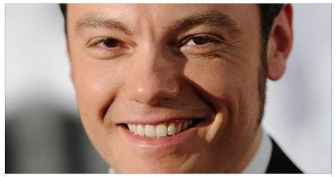 TIZIANO FERRO E' FIDANZATO: ECCO CHI E' IL SUO COMPAGNO - 18/07/2017