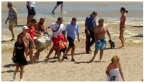 MISTERO SULLE SPIAGGE ITALIANE: ''STANNO EMERGENDO A CENTINAIA'' INTERVENGONO LE FORZE DELL'ORDINE - 19/07/2017