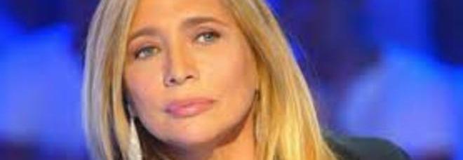 ISOLA, MARA VENIER E LA GAFFE CHE FA SALTARE TUTTO. A DOMENICA LIVE: ''SONO STATA UNA CO...'' - 01/03/2015