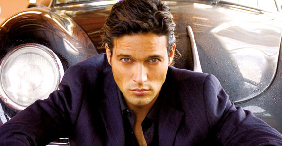 COSA HA COMBINATO GABRIEL GARKO? IL SUO VOLTO E' IRRICONOSCIBILE - GUARDA LA FOTO - 04/05/2015