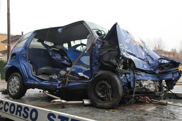 INCIDENTI STRADALI CAMBIA LA LEGGE: FINO A 30 ANNI PER CHI SI METTE ALLA GUIDA. ECCO TUTTE LE NOVITA' - 07/05/2015