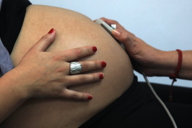ORRORE IN OSPEDALE: LA DONNA VA A PARTORIRE E LE DICONO CHE IL FIGLIO E' MORTO. ECCO COSA HANNO... - 27/05/2015
