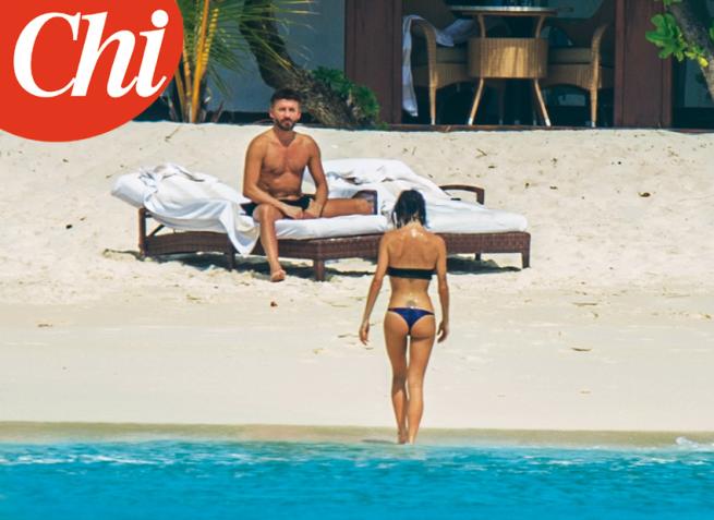 DOPO LA SEPARAZIONE CON LA MOGLIE ECCOLO CHE SI GODE LA VACANZA CON LA SUA NUOVA FIAMMA - 14/01/2016