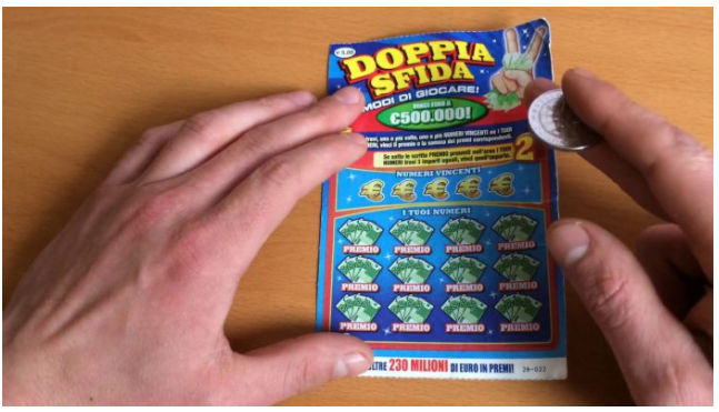 CON 5 EURO CAMBIA LA SUA VITA - MA QUALCUNO GLI DOMANDA: ''PERCHE' VINCONO SEMPRE IN QUELLA ZONA?'' - 26/06/2017