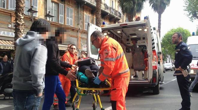 TESTIMONE DI NOZZE PICCHIA LA SPOSA: DELIRIO E BOTTE IN PIENO CENTRO - 02/05/2016