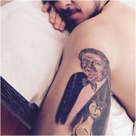 POSTA QUESTA FOTO SUI SOCIAL E NEL GIRO DI POCHI MINUTI SI SCATENA IL PUTIFERIO - 08/05/2016