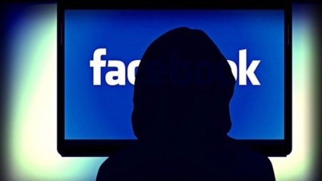 ''VI STANNO CLONANDO IL PROFILO FACEBOOK'' - 11/05/2016