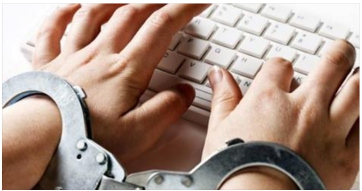 ATTENTO A COSA FAI SUL WEB - DA OGGI ARRIVA IL CONTROLLORE AUTOMATICO: ECCO LE PAROLE VIETATE CHE USIAMO TUTTI - 11/03/2017