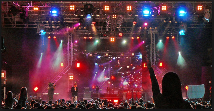 GRAVE LUTTO NEL MONDO DELLA MUSICA: LA CANTANTE E' MORTA IMPROVVISAMENTE - SHOCK TRA I FAN - 12/03/2017