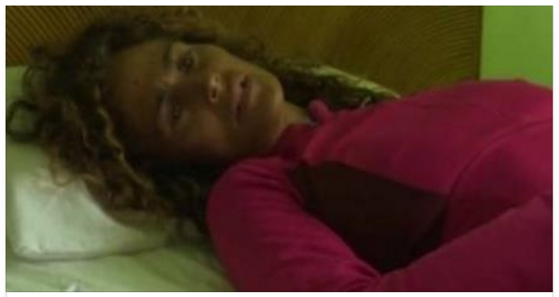 PAURA SULL'ISOLA PER IL MALORE NELLA NOTTE:: SAMANTHA DE GRENET LASCIA L'ISOLA ''AIUTO, STO TROPPO MALE'' - 20/03/2017