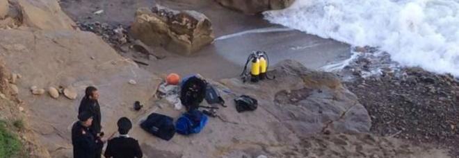 CORPO DI UN BIMBO IN SPIAGGIA A ST. TROPEZ: È DEL PICCOLO RUSSO AFFOGATO DALLA MADRE - 17/12/2014