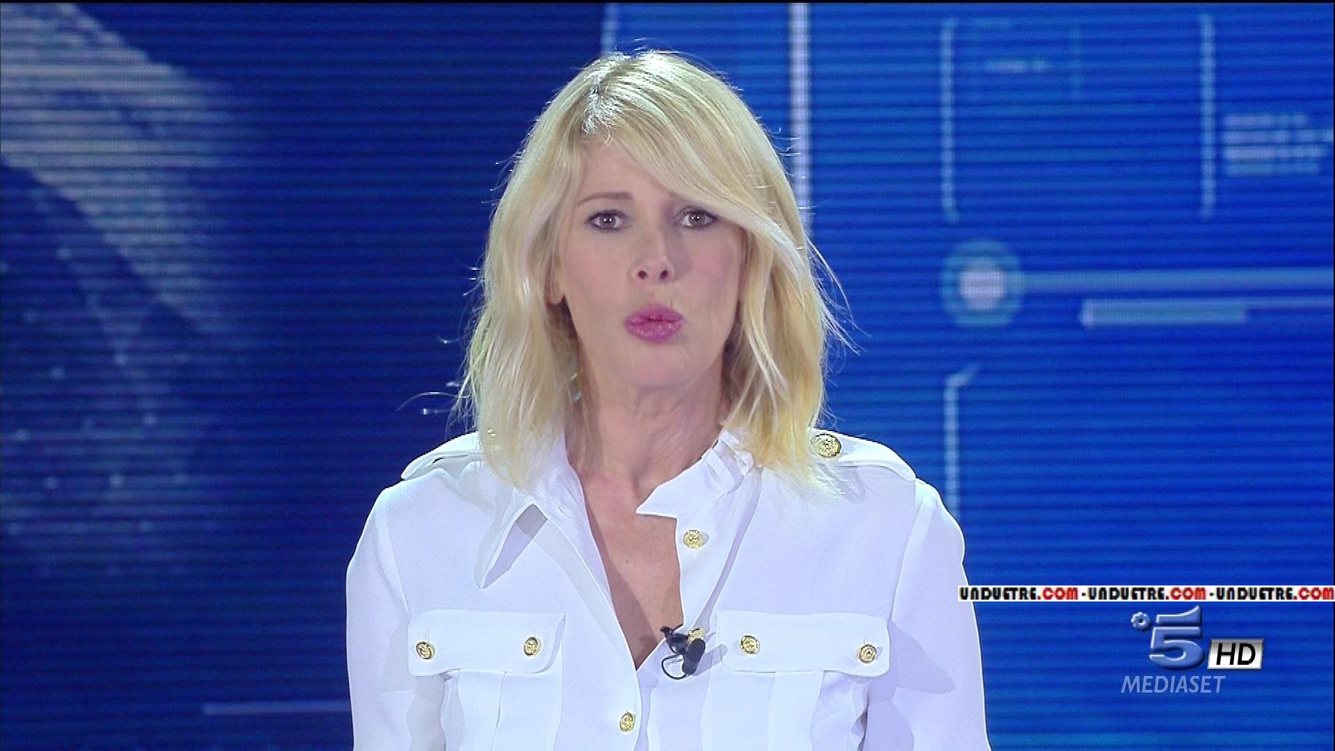 GRANDE FRATELLI 2016 CAMBIA TUTTO: LA DECISIONE CHE SPIAZZIA I FAN, LO SVELA LA MARCUZZI - 10/09/2015