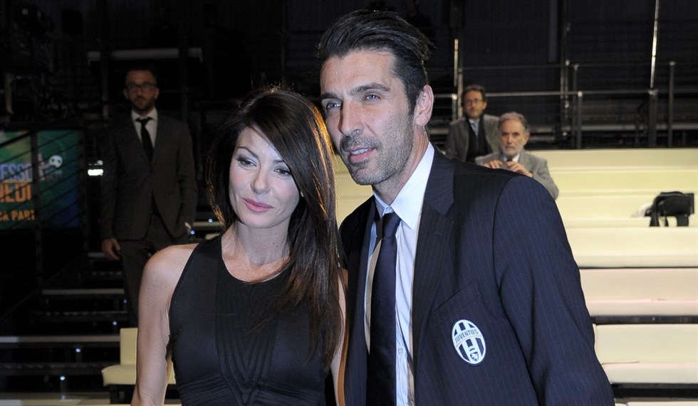 BUFFON, DOPO LA NASCITA DI LEOPOLDO MATTIA, SPIAZZA TUTTI CON QUESTA DECISIONE SUI FIGLI AVUTI DA ALENA SEREDOVA - 10/01/2016