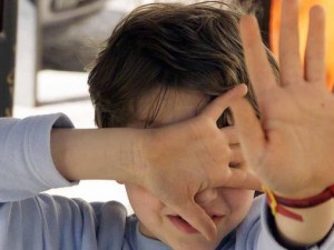 ''MANGIAVAMO ESCREMENTI E CI LEGAVANO AI LETTI'': L'ORRORE NEL CENTRO D'ACCOGLIENZA LAGER AD AGRIGENTO - 20/01/2016