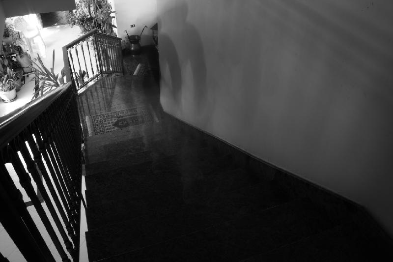FOTOGRAFA FANTASMI IN CASA: STORIA SHOCK A ROMA - 21/01/2016