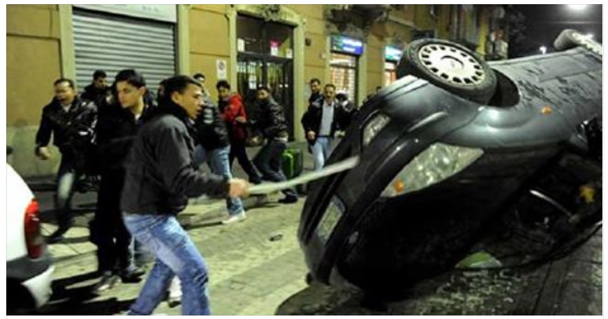 ROMA - ORRORE ALLA STAZIONE: DUE CARABINIERI ACCERCHIATI DA 15 IMMIGRATI INFEROCITI - 24/01/2016
