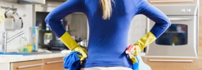 LA MOGLIE NON CUCINA, NON PULISCE E NON STIRA: IL MARITO LA DENUNCIA: ECCO COSA RISCHIA - 04/02/2016