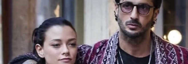 FABRIZIO CORONA, LA RIVELAZIONE DELL'EX FIDANZATA: ECCO COSA GLI PIACE TRA LE LENZUOLA - 07/02/2016