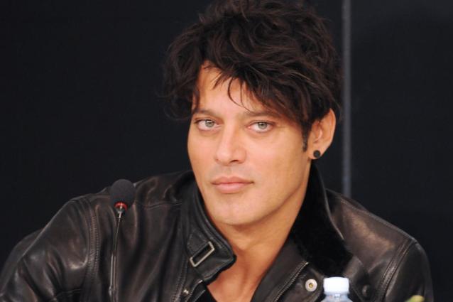 GABRIEL GARKO E LA CONFESSIONE PICCANTE: ''ECCO COSA GLI PIACE FARE SOTTO LE LENZUOLA'' - 17/02/2016