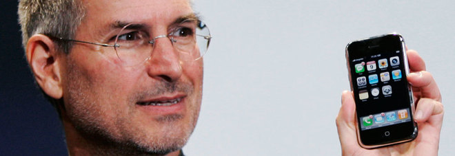 STEVE JOBS NON VOLEVA CHE I FIGLI USASSERO I SUOI IPHONE E IPAD: ECCO PERCHE' - 28/02/2016
