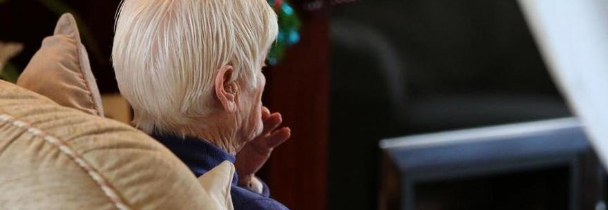 MUORE A 102 ANNI E SPIAZZA LA FAMIGLIA: ECCO A CHI HA LASCIATO TUTTA L'EREDITA' - 06/12/2015